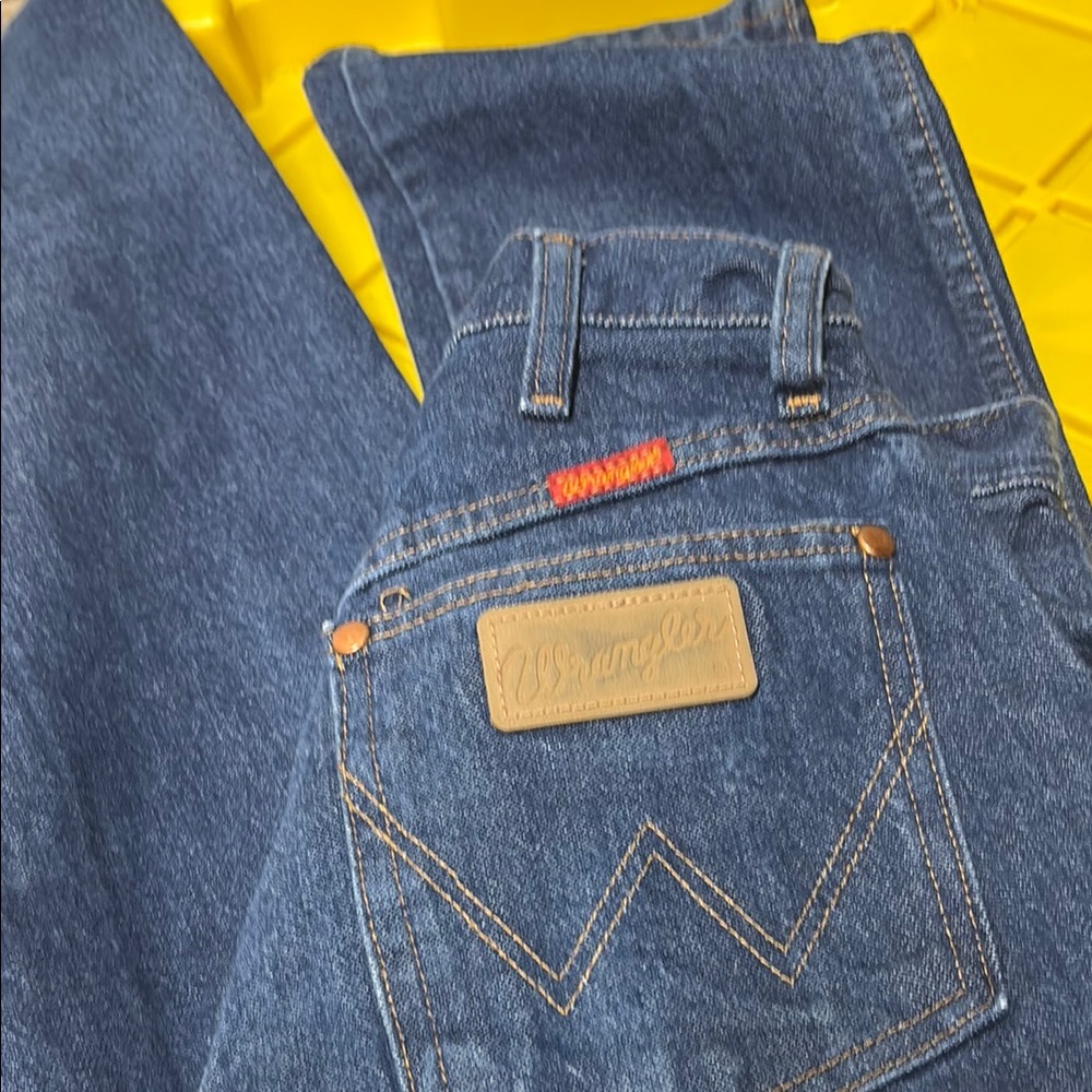 Wrangler Blue Straight Jeans Classic Fit